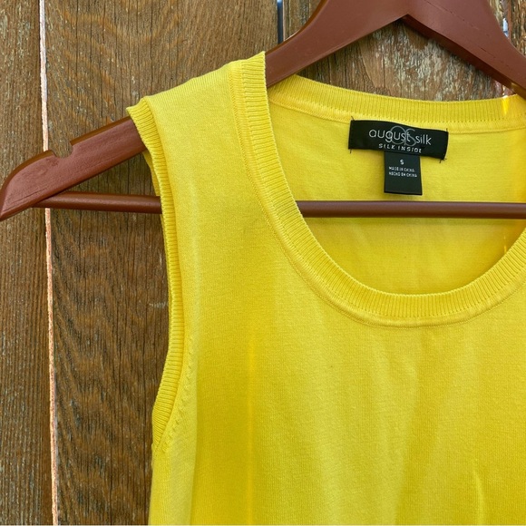 AUGUST SILK Women’s Yellow Crew Neck Tank Top Sleeveless Knit Size Small - Picture 3 of 11